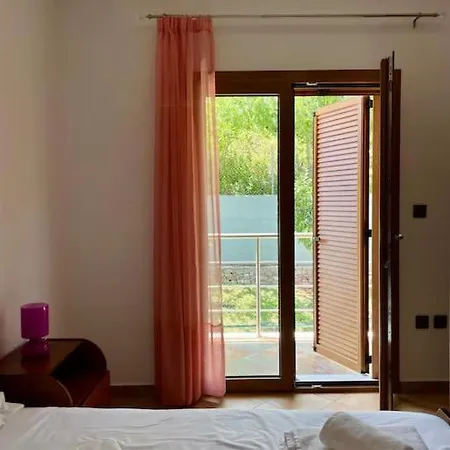 Villa Psarro Elato *